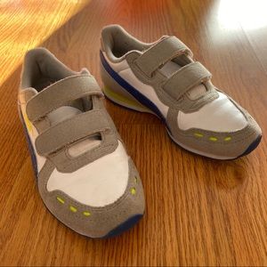 Boy Puma Velcro Strap Sneakers